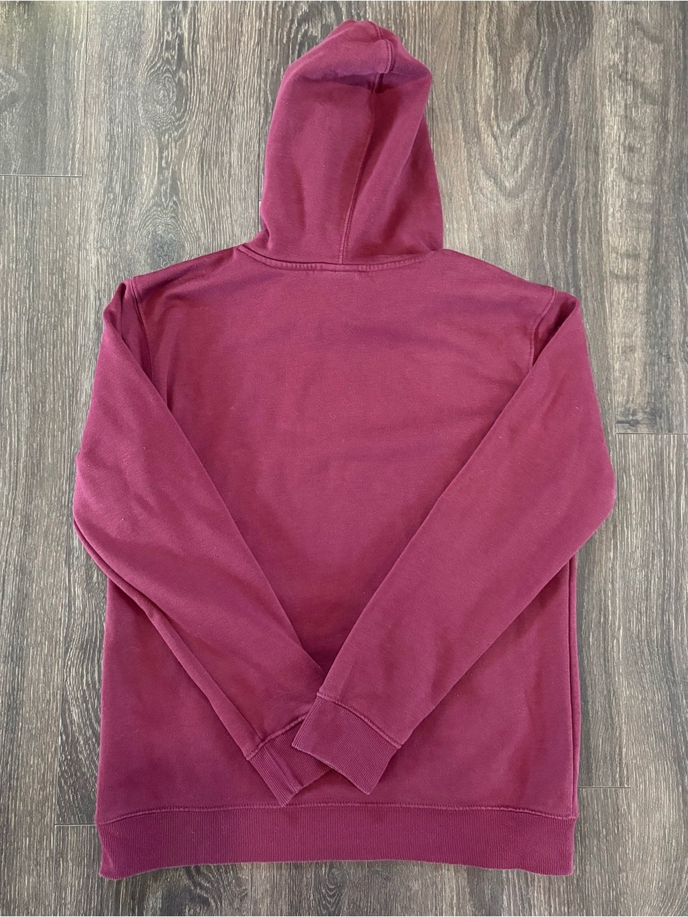Champion Burgundy hooded Sweatshirt with Logo Tag - Picture 2 of 3